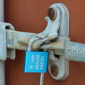 Drahtseilplombe 500 in blau als Containerversiegelung im